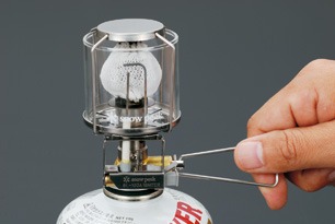 Snow Peak GP自動點火小型瓦斯燈 / 天燈 / GL-100AR